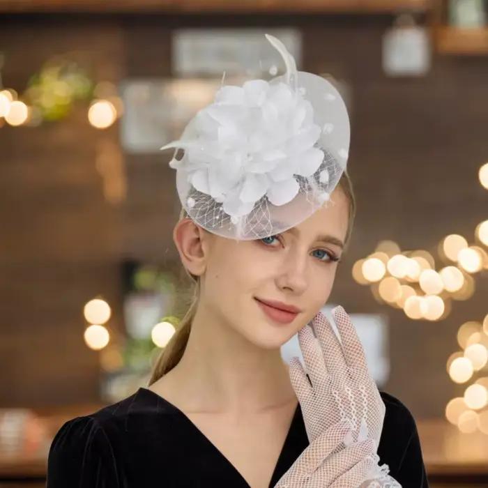 Femmes élégantes 3D pince florale chapeaux fascinateurs et gants en maille ensemble pour mariage thé fête Vintage bal