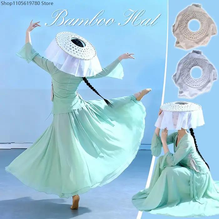 Chapeau de danse de style ancien