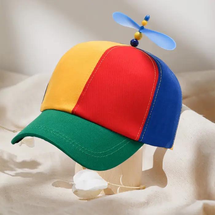 Chapeau d'hélice coloré pour adultes