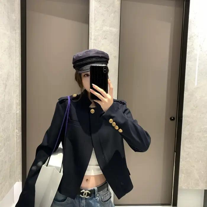 Casquette plate brodée bleu marine