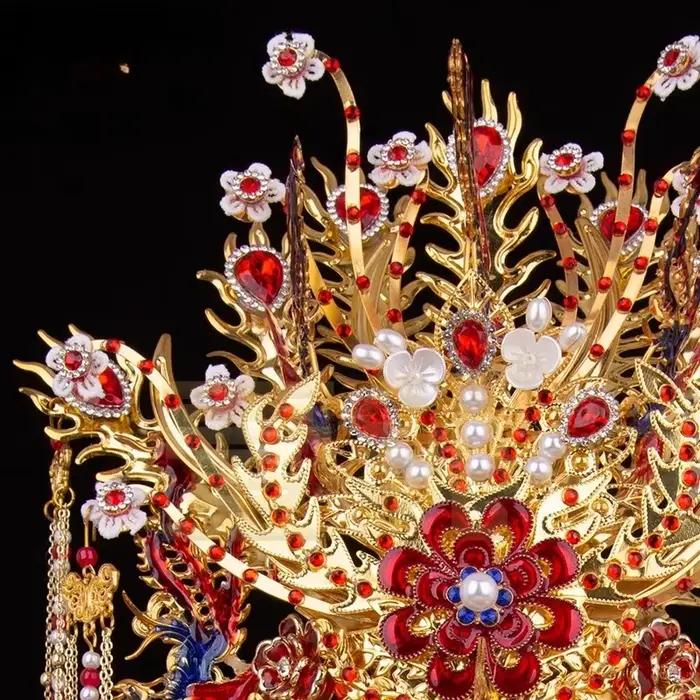 Couronne de phénix faite à la main portant des accessoires décoratifs de chapeau