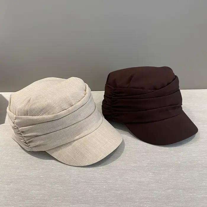Casquette de style rétro plissée pour femme
