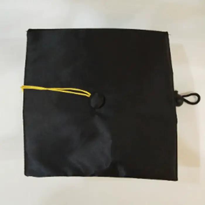 Chapeau de remise de diplôme