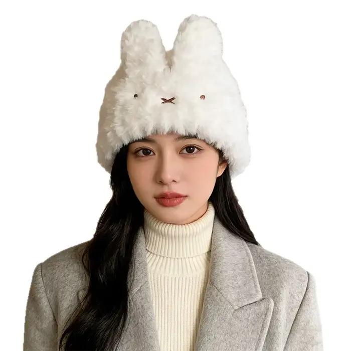 Chapeau tricoté blanc série Miffy