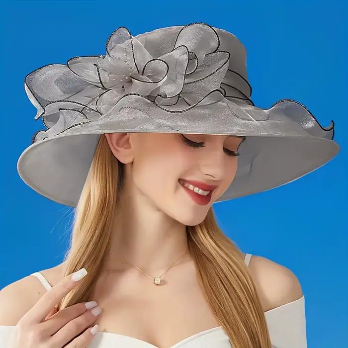 Chapeau en velours élégant et sophistiqué
