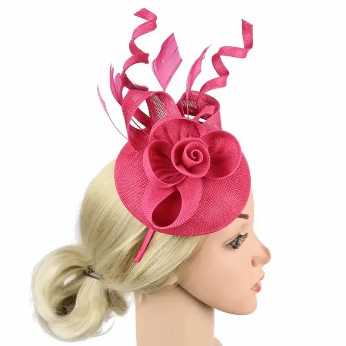 Chapeau Fascinator en Maille Florale