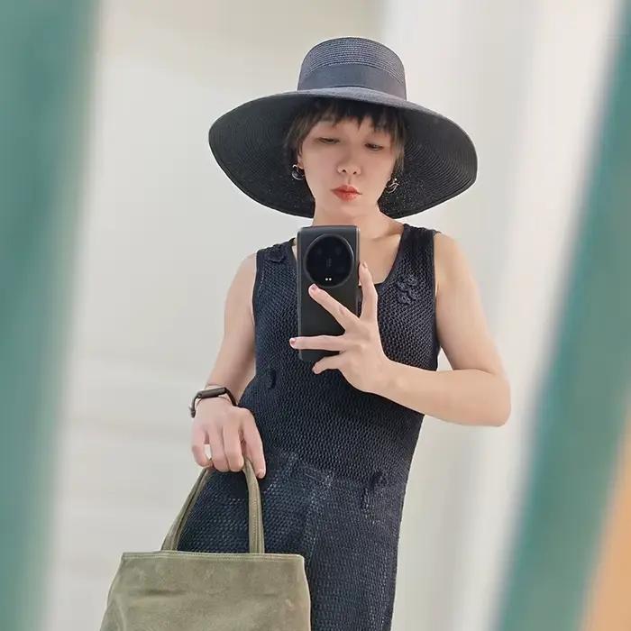 Chapeaux de paille noirs disquette pour femmes