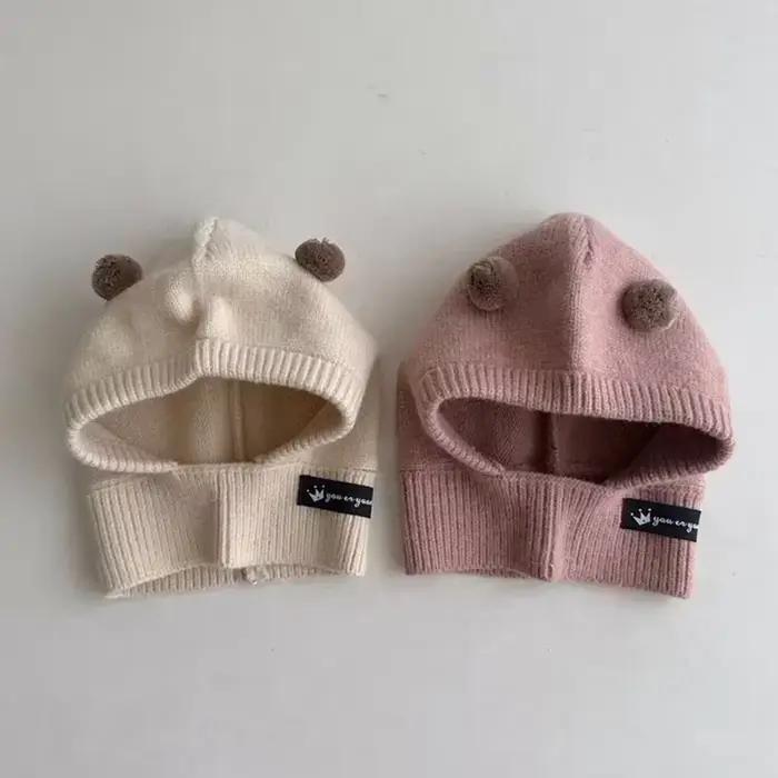 Bébé écharpe chapeau une pièce tricoté casquette chaud mignon Double boule de cheveux enfants oreille Protection casquettes coréen garçons filles enfant coupe-vent chapeaux