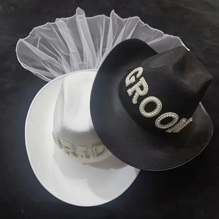 1 chapeau de cowboy blanc en fil de laine pour mariée