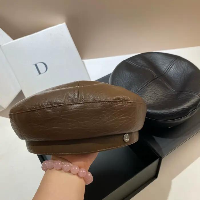 Casquettes de béret en cuir PU pour femmes