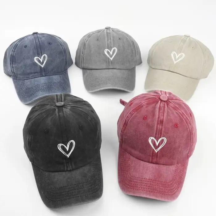 Casquette de baseball brodée de cœur de pêche, chapeau délavé en coton pour femmes et hommes, protection solaire pour extérieur, style sport, pour couple et occasions spéciales