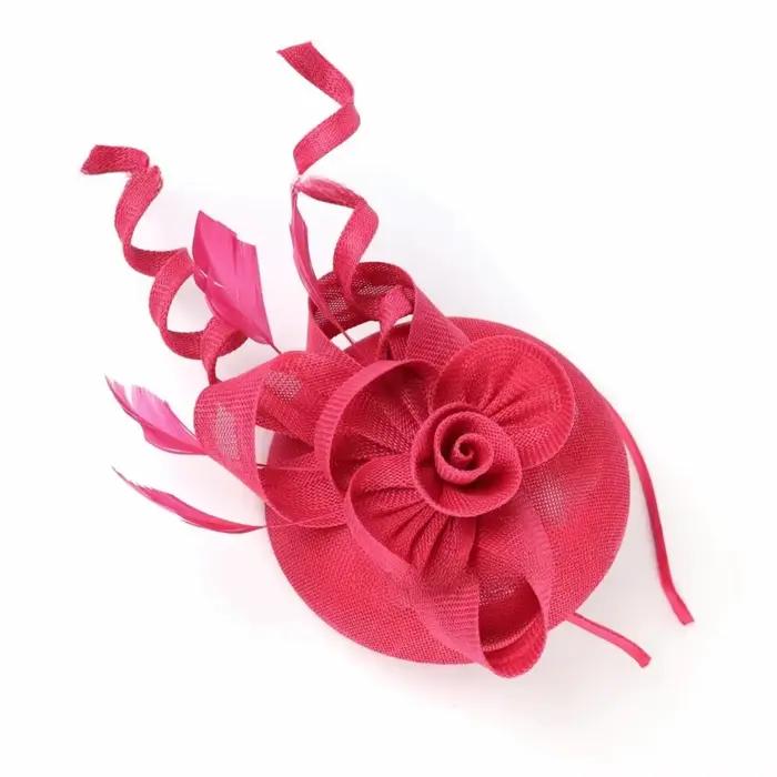 Chapeau Fascinator en Maille Florale