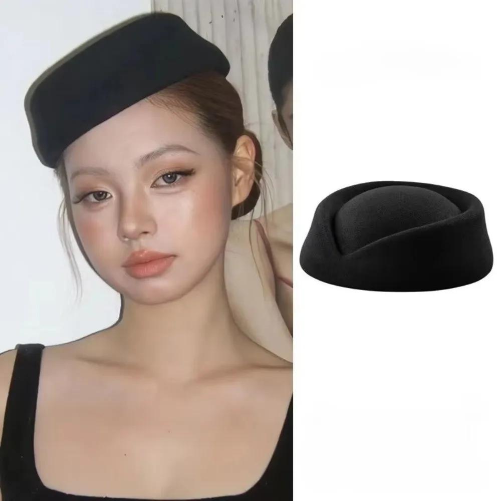 Nouveau Chapeau Rétro Britannique Formel en Feutre à Calotte Concave, Style Béret, Uni, pour Hôtesse de l'Air et Costume de Cosplay