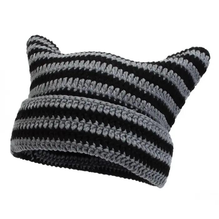 Automne et hiver nouveau chapeau rayé en corne de diable tricoté à la main avec oreilles pointues po