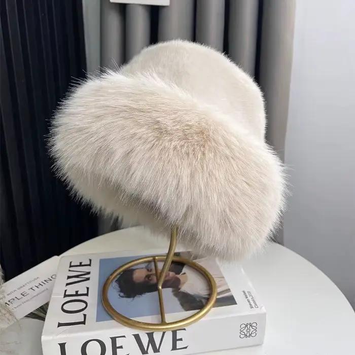 Chapeau de pêcheur en fourrure moelleuse pour femmes, casquette de Protection des oreilles en peluch