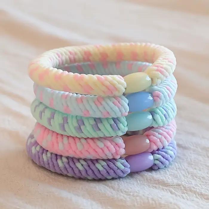 Joli bandeau tressé de couleur claire - Bandeau doux et élastique, adapté aux femmes et aux filles -
