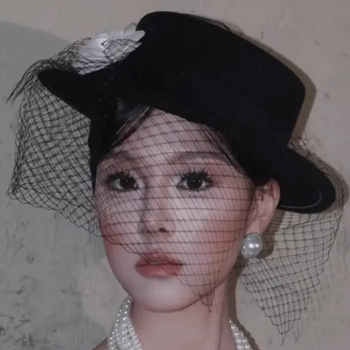 Chapeau haut-de-forme en maille camélia en velours noir, haut à fleurs, filet Vintage, chapeaux de m