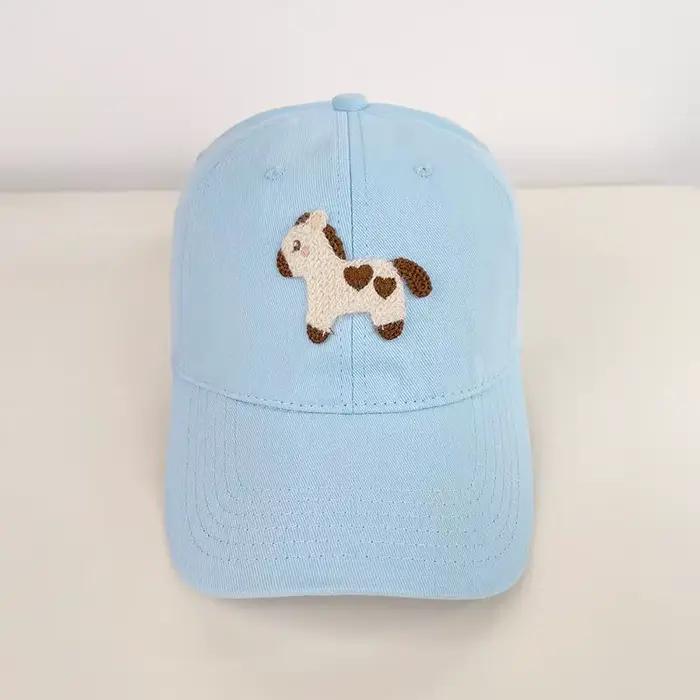 Casquette de baseball brodée avec un poney mignon coréen, tendance et polyvalente pour femmes et hom