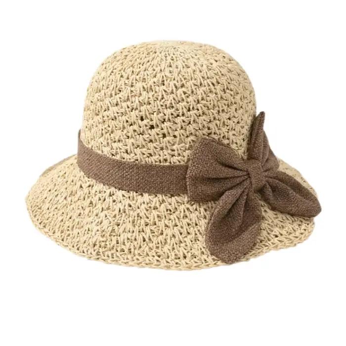 Chapeau de soleil en paille respirant pour l'été avec une large bordure, design simple mais élégant