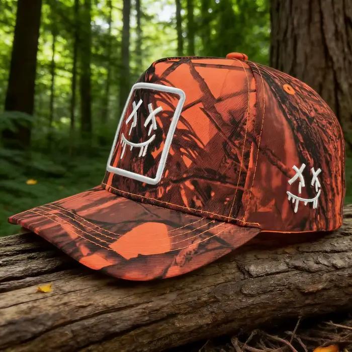 Chapeau camouflage à la mode avec un design de broderie unique - surélevé dans un style d'été, idéal