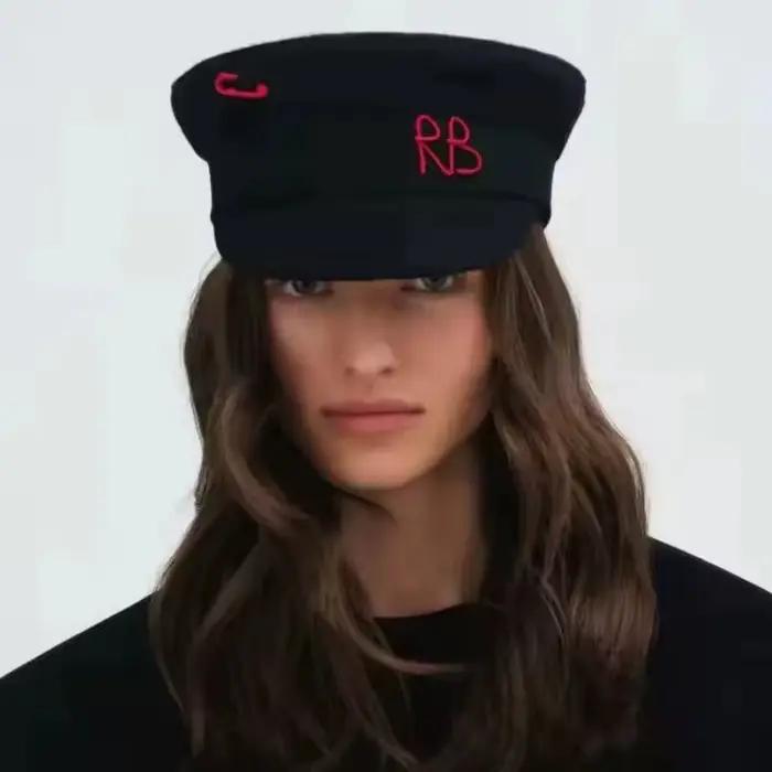 Marque de créateur boucle d'oreille laine Newsboy casquettes pour femmes lettre RB militaire chapeau
