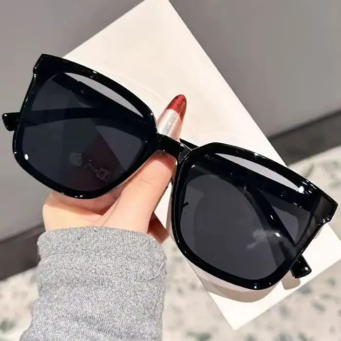 Lunettes de soleil haut de gamme pour femmes, nouveau style, monture carrée fine, avec lettres de te
