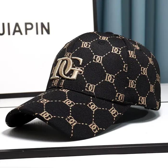 Nouvelle version coréenne de la casquette brodée à lettres imprimées, une casquette de baseball tend