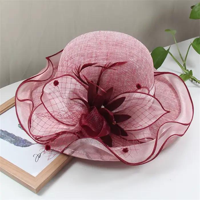 Chapeau de soleil fascinateur Sinamay à grand bord élégant avec fleur, chapeau à large bord en dente