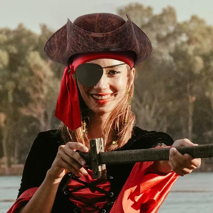 Chapeau de pirate en faux cuir vintage avec boutons pour hommes et femmes costumes d'halloween et événements Renaissance