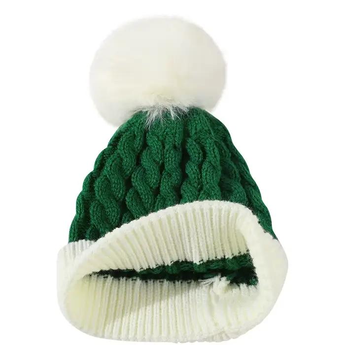 Chapeau tricoté unisexe avec pompons en Patchwork rouge et vert