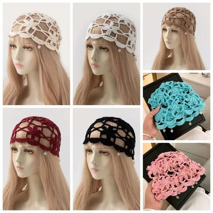 Bonnet tricoté fin style bohème avec fleur au crochet