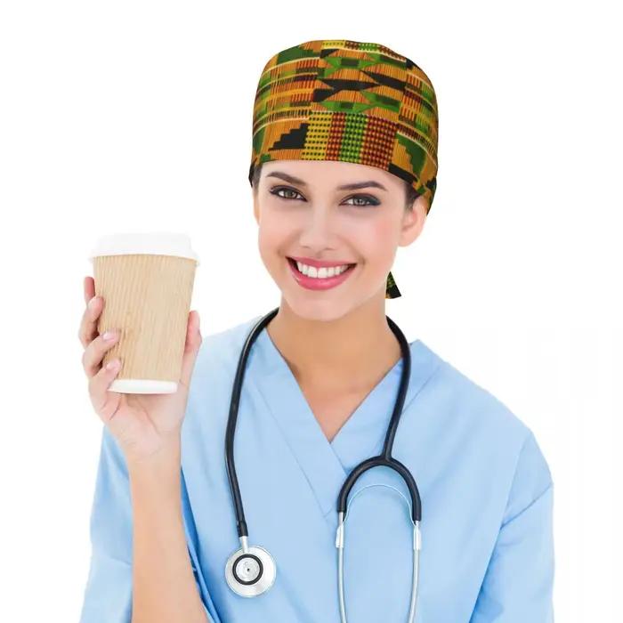 Chapeau de gommage en polyester avec design tissu Kente africain personnalisé pour personnel médical et amateurs de mode occassions décontractées