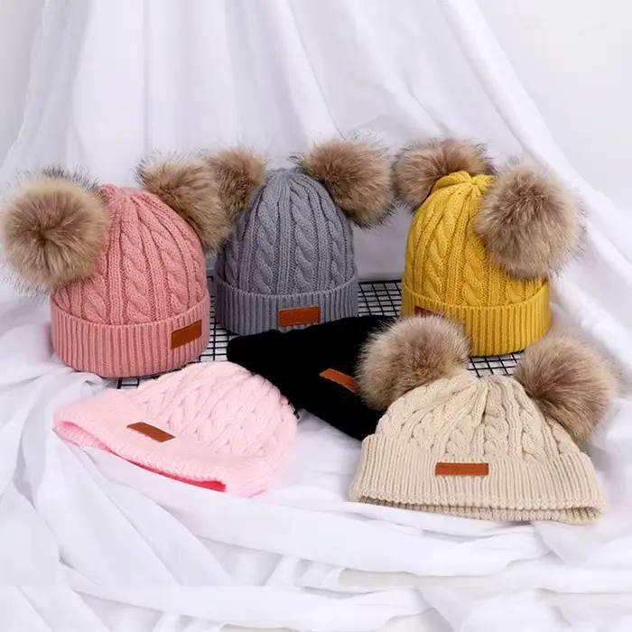 Bonnet en laine douillet avec double pompon réglable pour enfants de 1 à 3 ans, pour les garçons et les filles, occasions hivernales et automnales