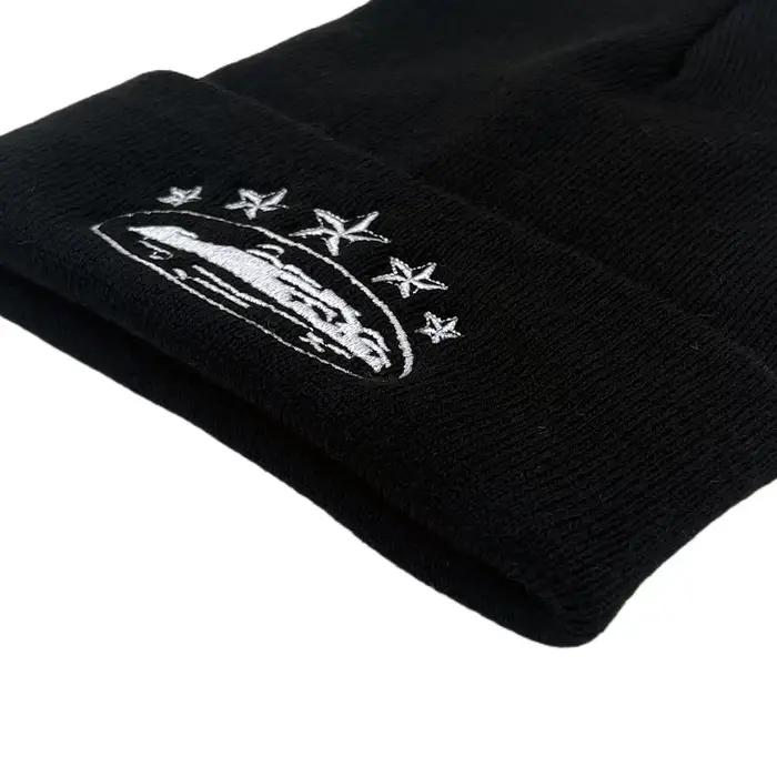 Mode d'hiver chaud tricoté chapeau diable île broderie
