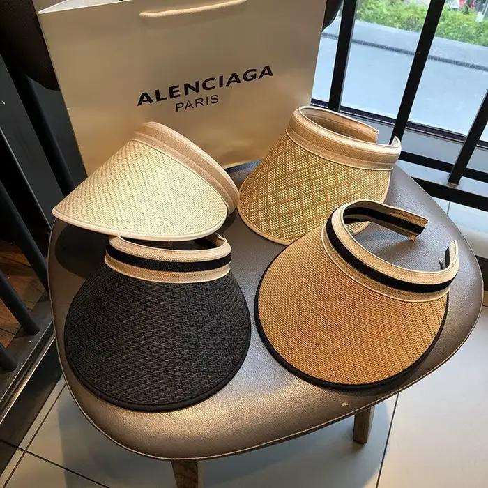 Chapeau de paille visières protection solaire chapeau queue de cheval style plaid pour femmes occasions estivales et printanières