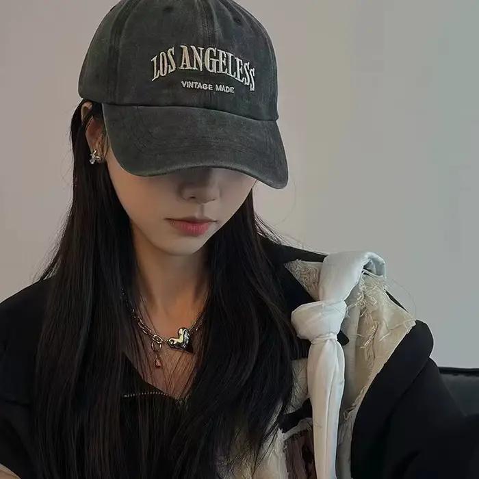 Casquette de baseball en coton et polyester unisexe avec broderies pour homme et femme, style décontracté, sangle réglable, quatre saisons, idéale pour les sorties et les cadeaux