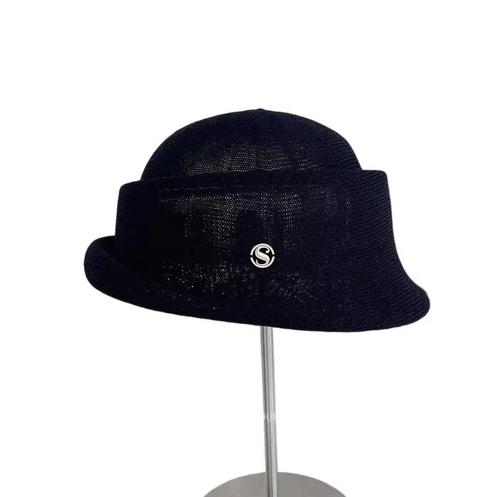 Chapeau à bord roulé de style français inspiré de Hepburn avec bordure métallique pour femme