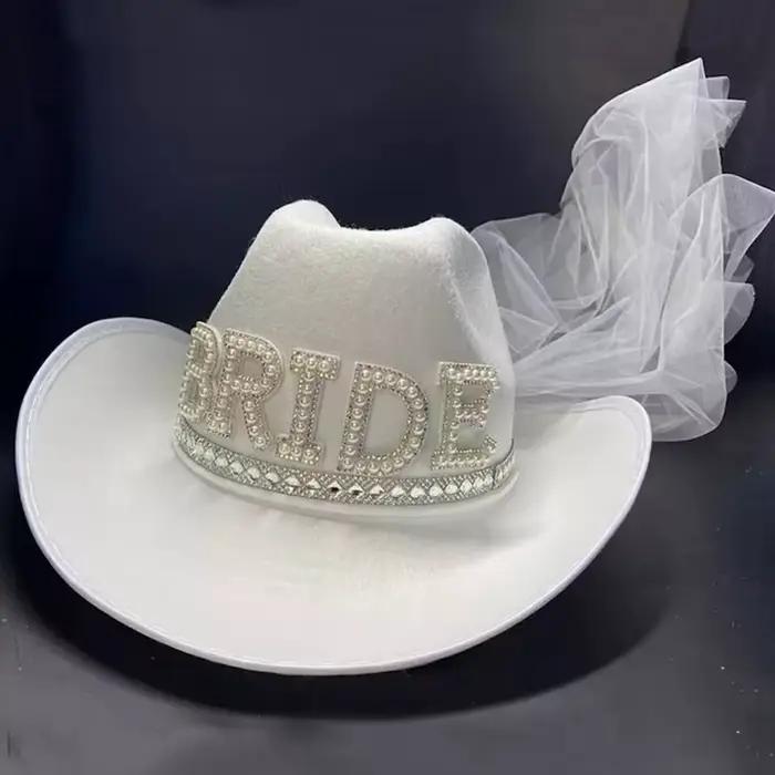 Chapeau de cowboy à large bord style western pour mariage champêtre, voile de mariée à plumes, cadeau pour douche nuptiale, événement à thème champêtre, enterrement de vie de jeune fille