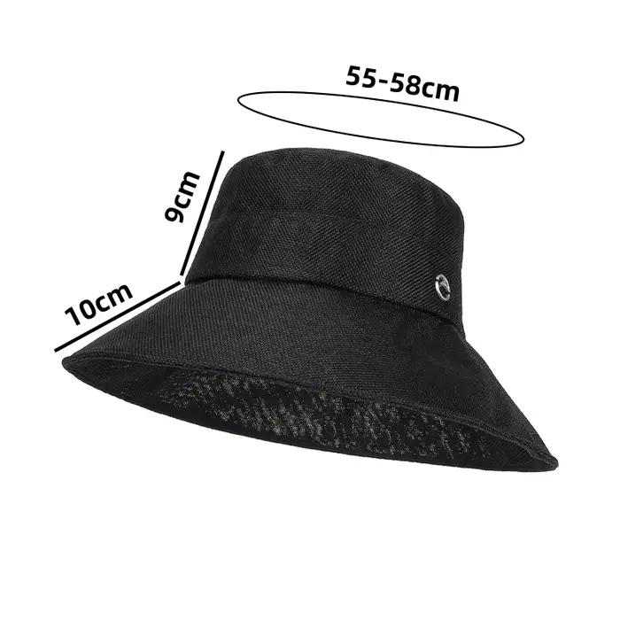 Chapeau de pêcheur simple en lin à large bord avec étiquette métallique pour un style rehaussé