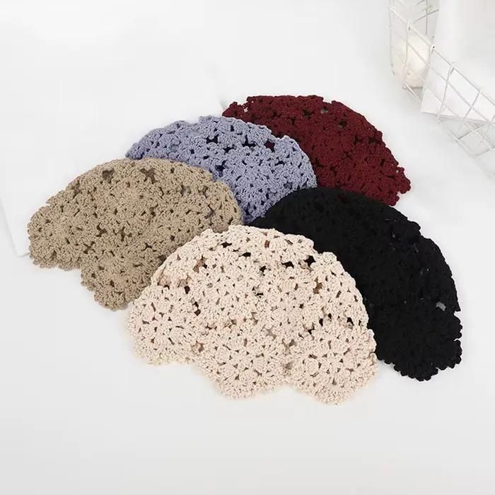 Chapeau de broderie de fleurs au crochet creux, bonnet rétro français pour femmes, accessoire mode polyvalent pour toutes les saisons et occasions décontractées