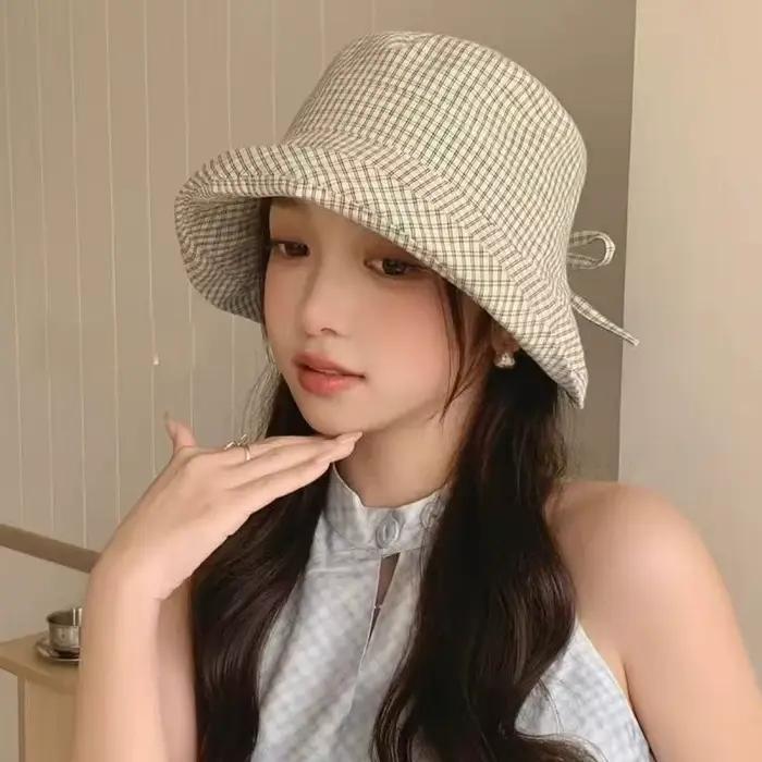 Chapeau Bob Femme Printemps-Été à Carreaux avec Bord Roulé