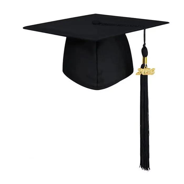 Casquette de remise de diplôme mate unisexe avec breloque à pompon de 2026 ans