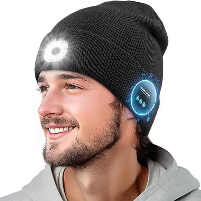 Casquette chaude avec lumière LED Bluetooth