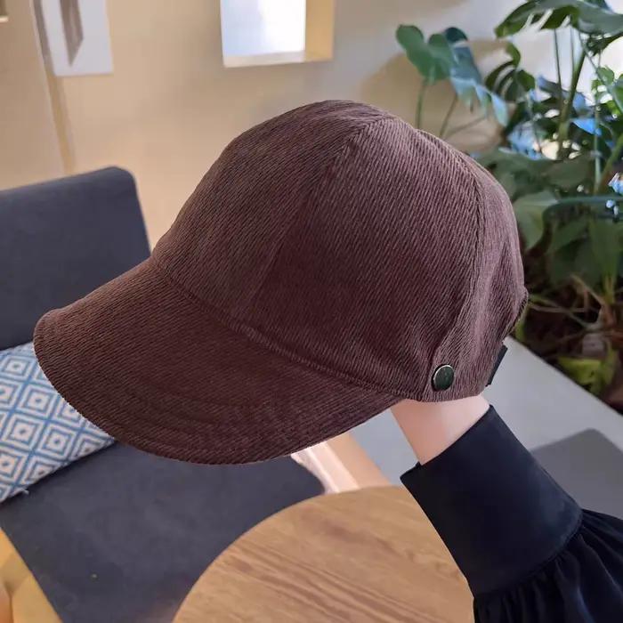 Chapeau réversible à carreaux pour femme