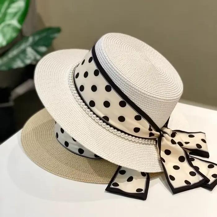 Chapeau de plage élégant en paille tressée avec ruban à pois