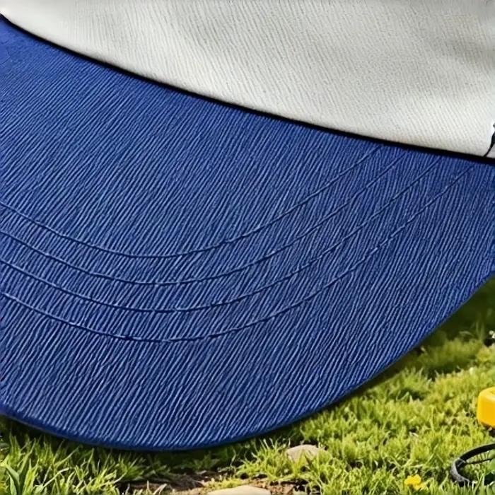 Casquette de baseball bicolore brodée motif pin - Chapeau de soleil naturel ajustable à bord incurvé pour l'extérieur - Convient aux hommes et aux femmes