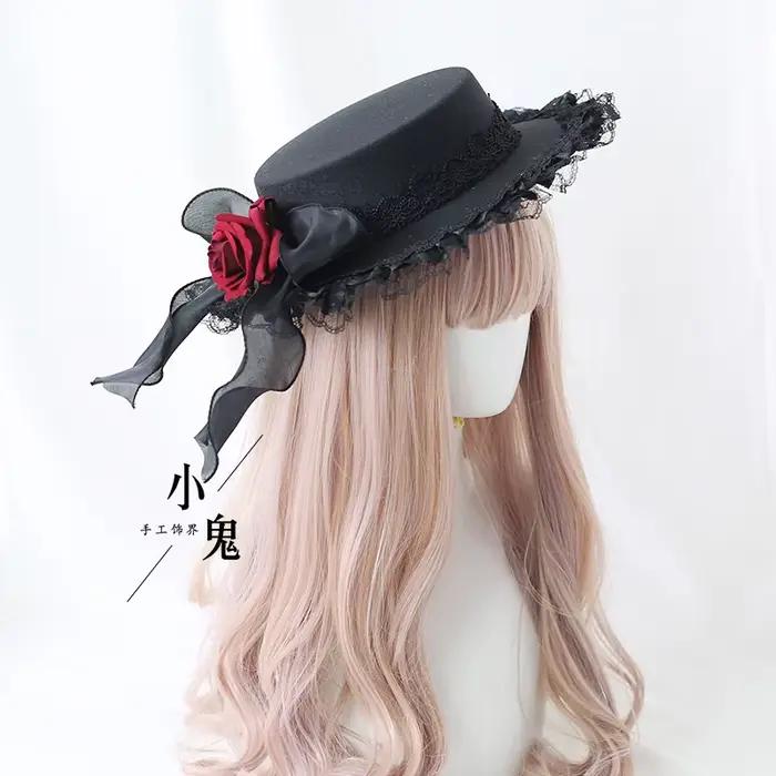 Chapeau plat Lolita assorti avec tout