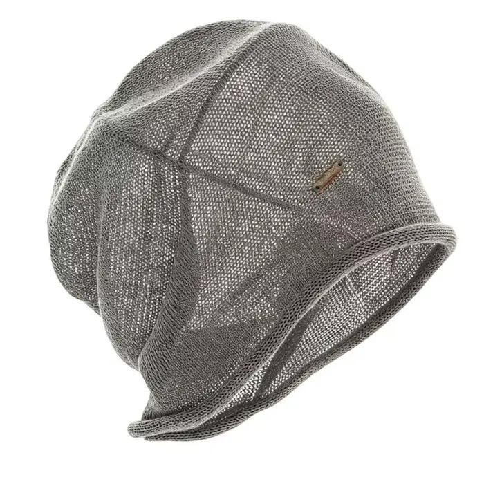 Chapeau tricoté ajouré