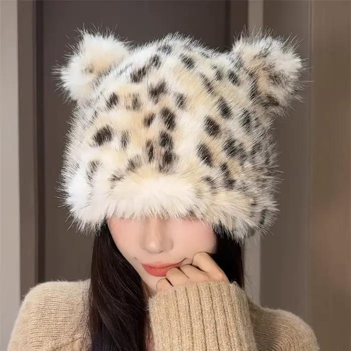 Chapeau en fausse fourrure de luxe à imprimé léopard avec des oreilles mignonnes