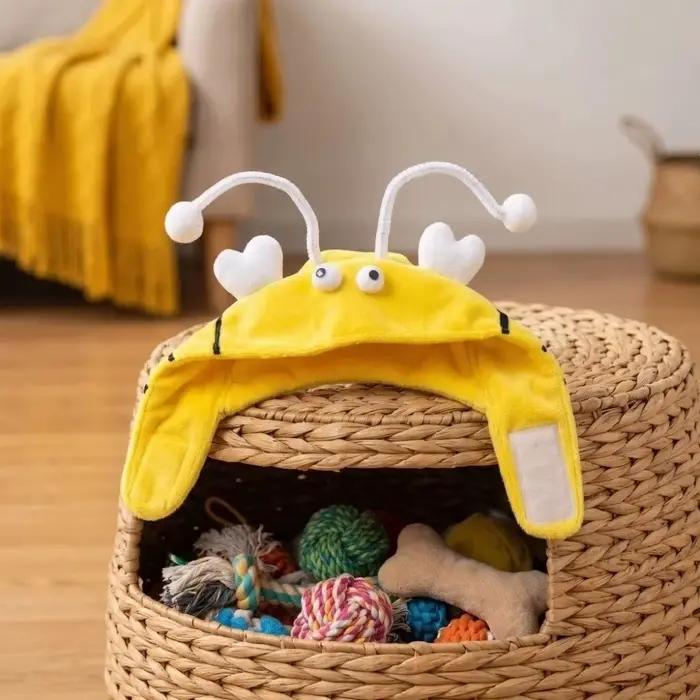 Chapeau avec queue de chat
